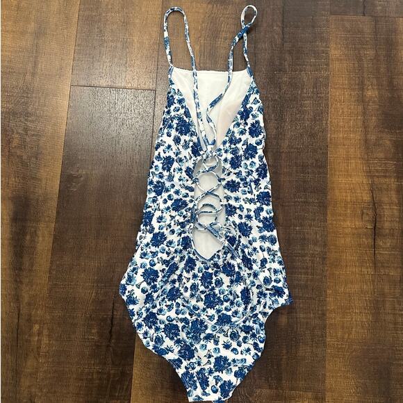 Albion Fit The Santorini Weekender One-Piece Size Small - Picture 4 of 9